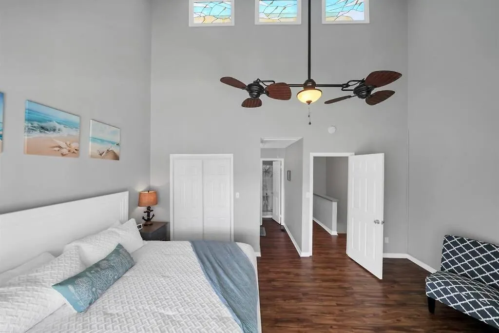 Apartment Updated Townhome W/Pool, Walk To The Beach Destin