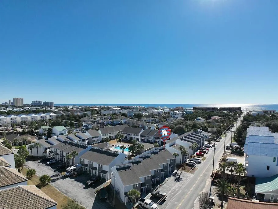 Updated Townhome W/Pool, Walk To The Beach Destin United States