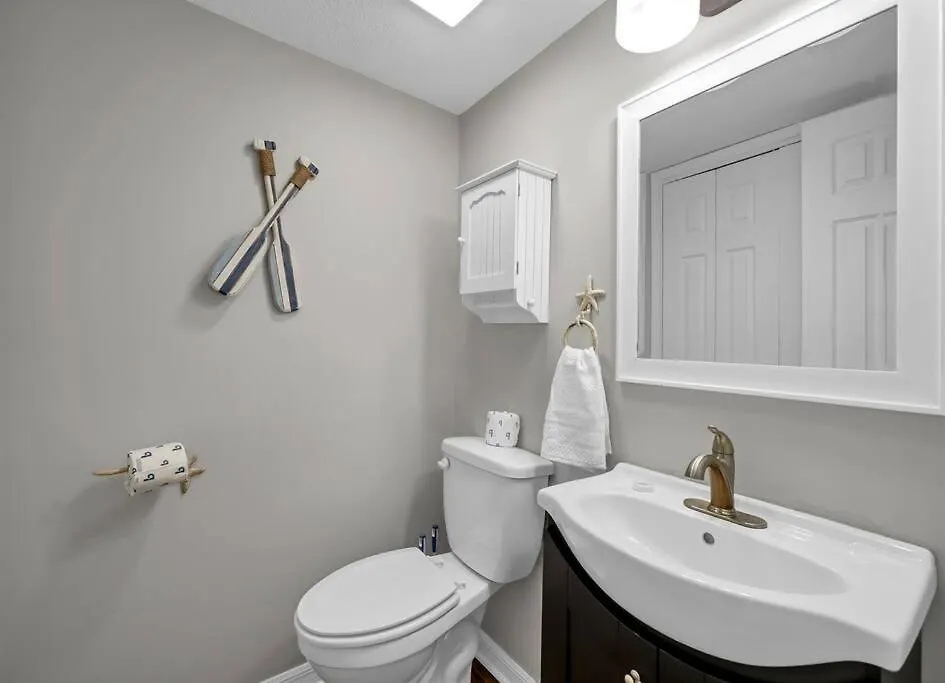 Updated Townhome W/Pool, Walk To The Beach Destin